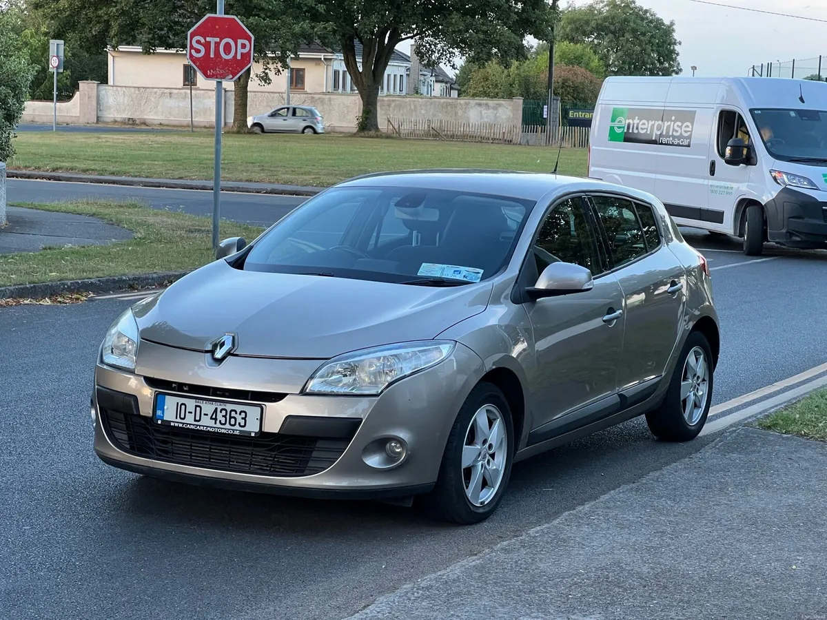 Renault Megane LOW KMS TOMTOM - Image 1