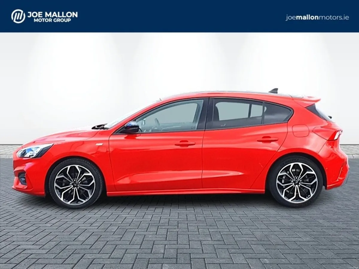 Ford Focus 1.0T Hybrid 125PS ST-Line - Image 4