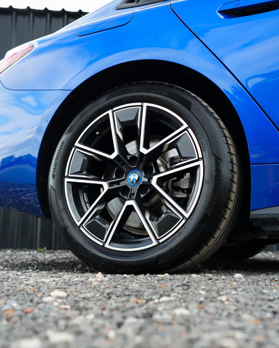 BMW i4 40 M Sport 8K KM - Image 2