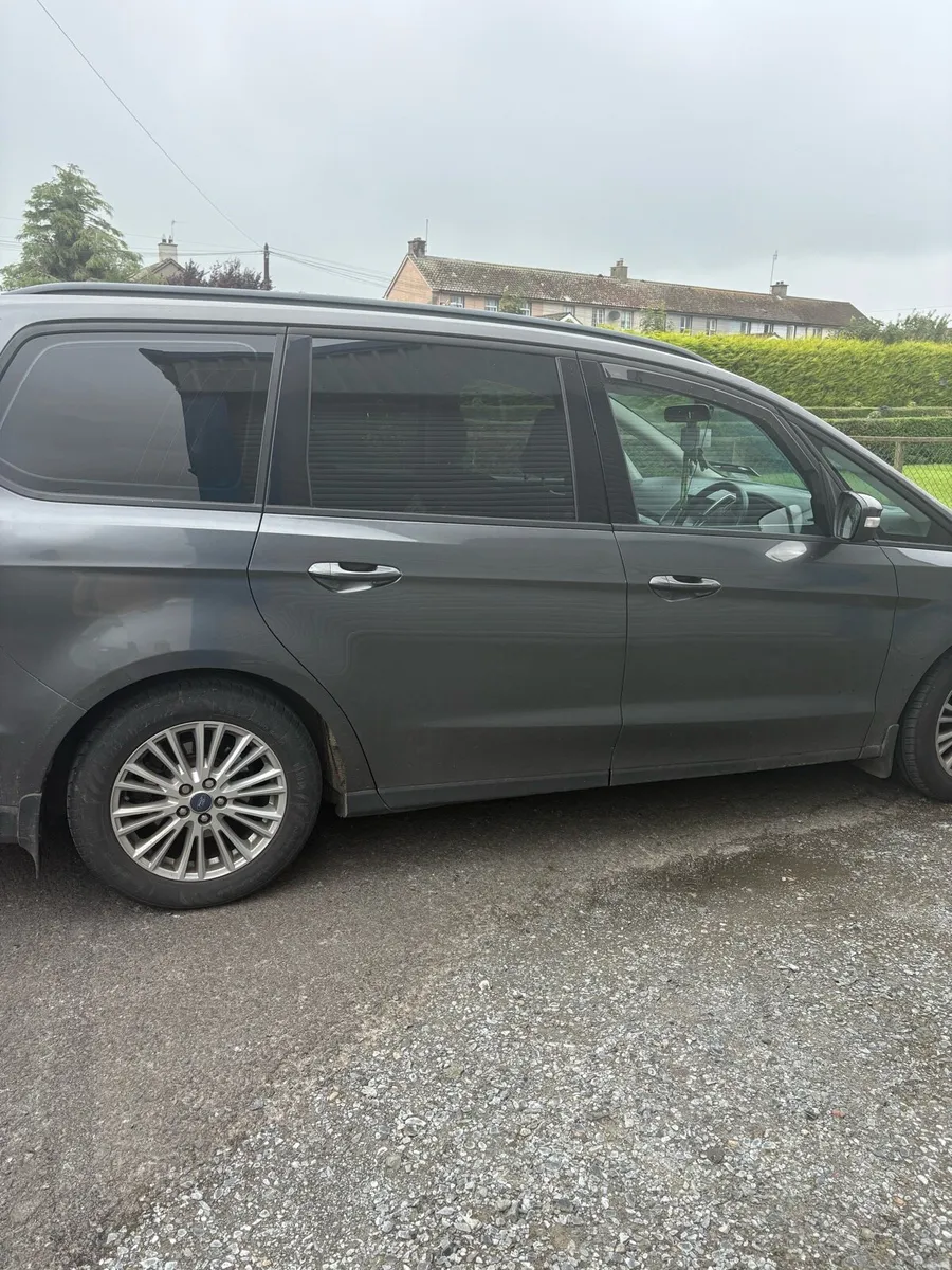 Ford Galaxy - Image 2