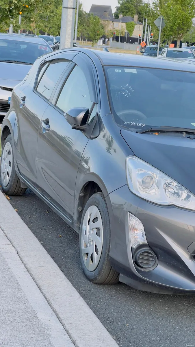 Toyota Aqua - Image 5