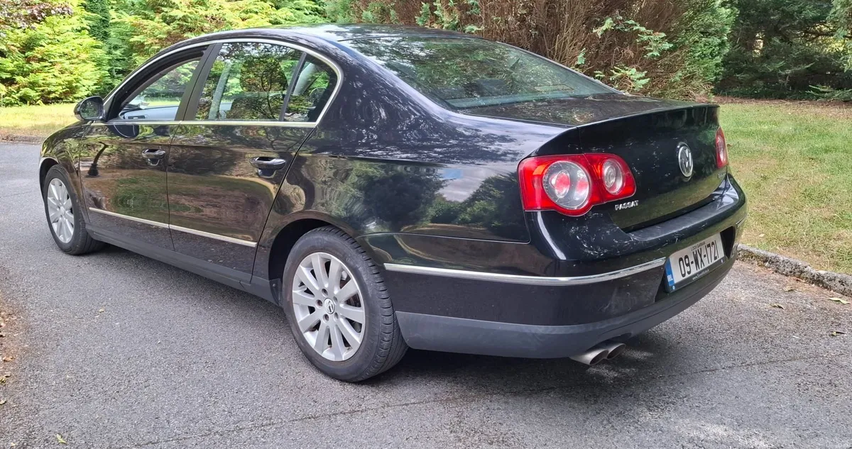 09 VW Passat ,   2lt Diesel  ,  LOW Kms - Image 5