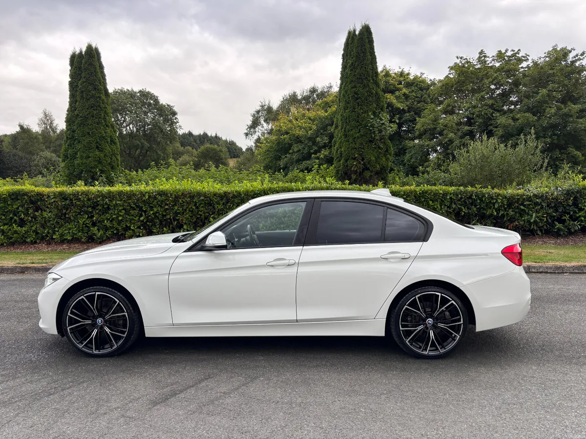 BMW 320D AUTO 2017 - Image 5