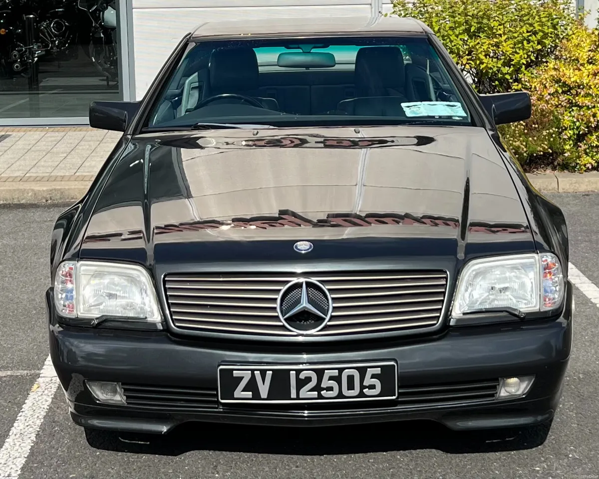 1990 Mercedes Benz SL 300 24-valve - Image 3