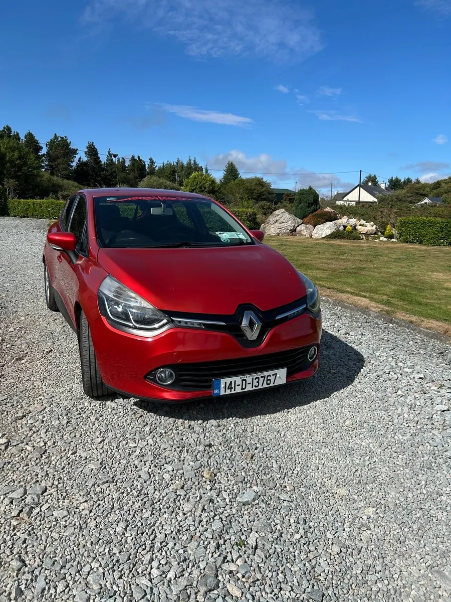 2014 Renault Clio - Image 1