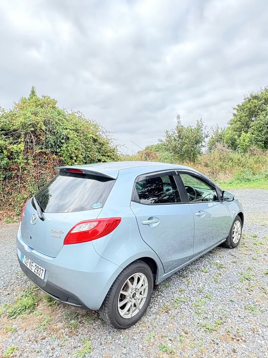 Mazda Demio 132 Automatic [Top specs] - Image 4
