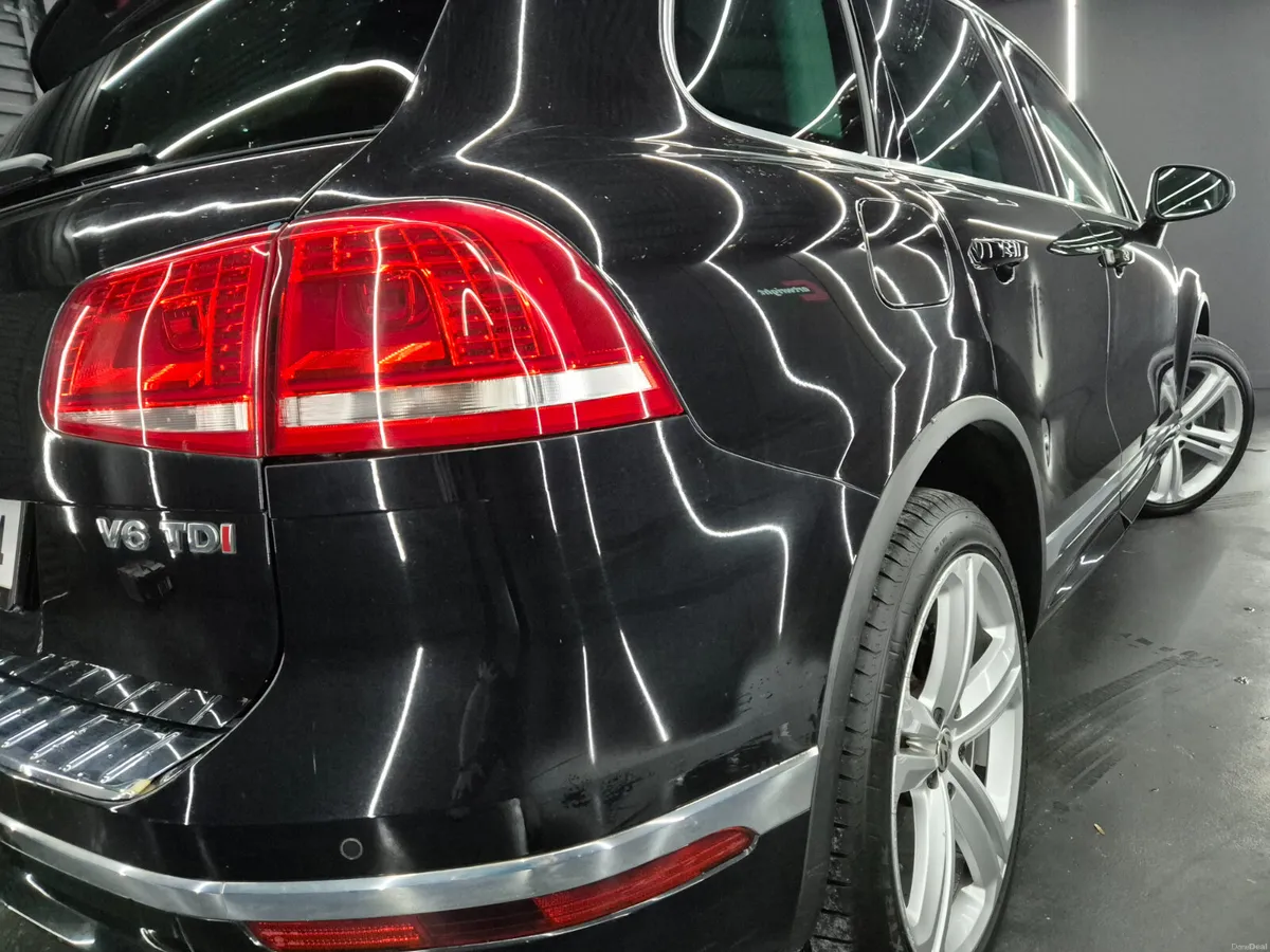 Volkswagen Touareg 2018 - Image 5