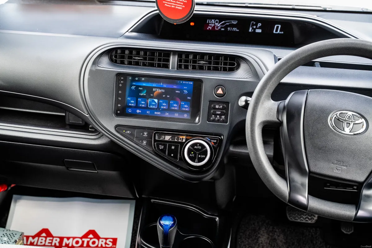 2021 TOYOTA AQUA AUTO - Image 5