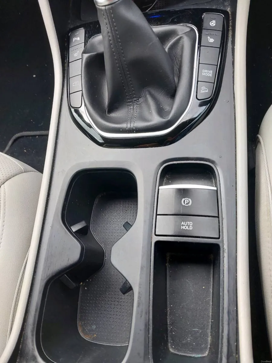 Hyundai Touscon 1.6 diesel, Executive Plus. - Image 3