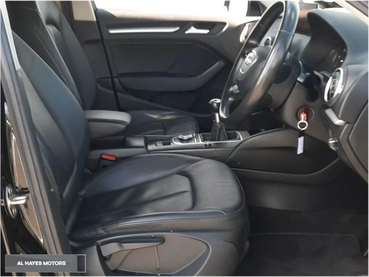 Audi A3 *FULL LEATHER*SE TECHNIK ULTRA 1.6 TDI 110 - Image 4