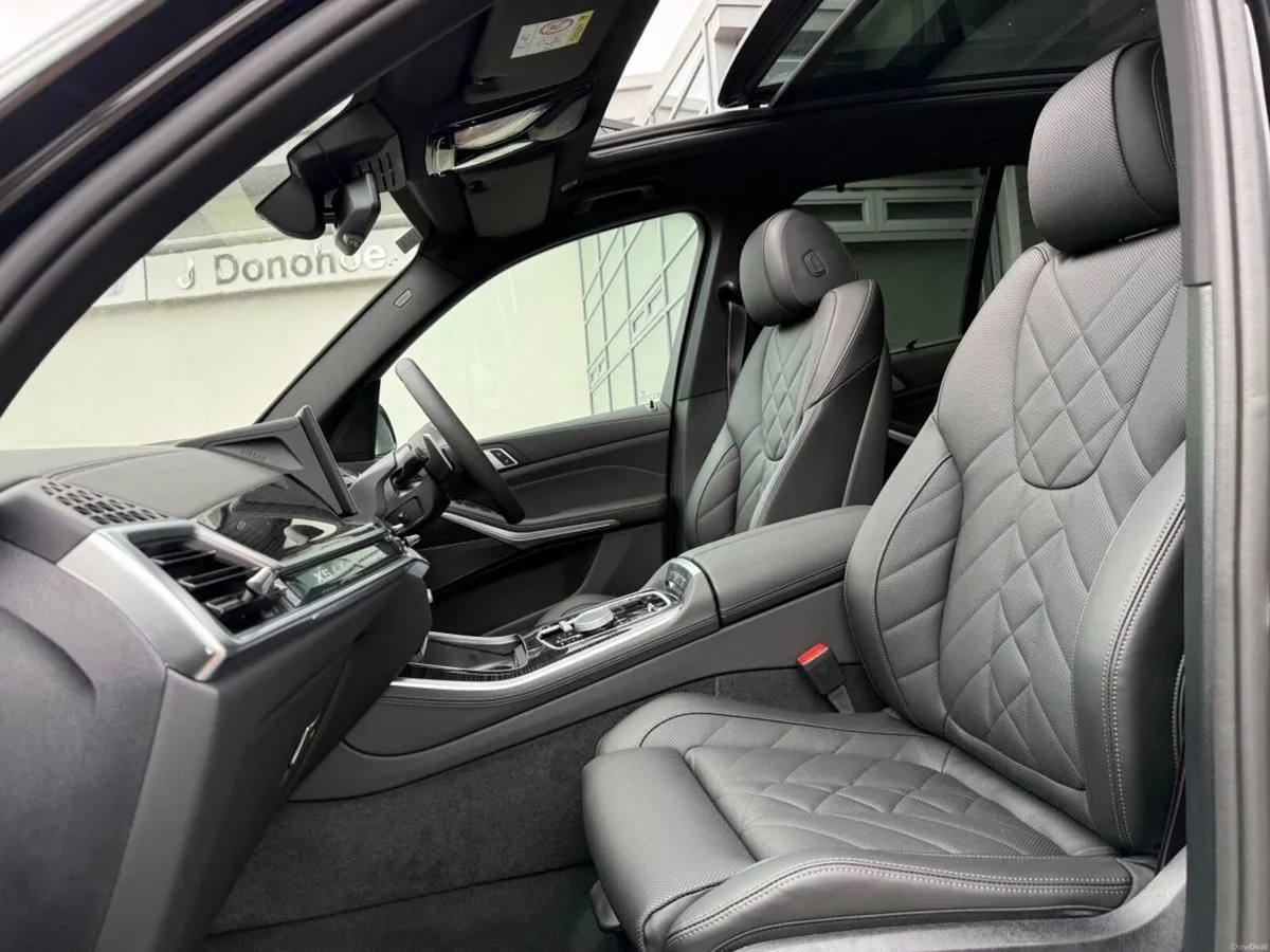 BMW X5 xDrive50e M Sport Pro - Image 5