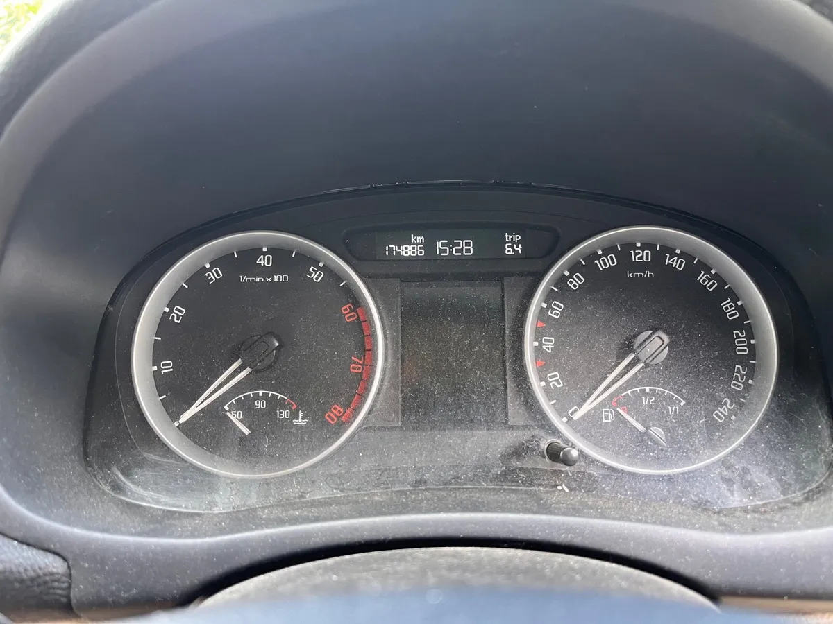Skoda Fabia 2008 - Image 6