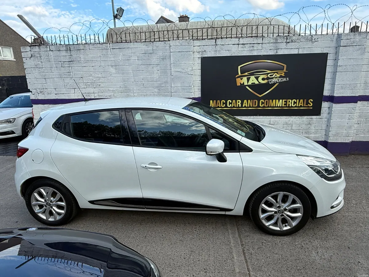 Renault Clio 2019 - Image 4