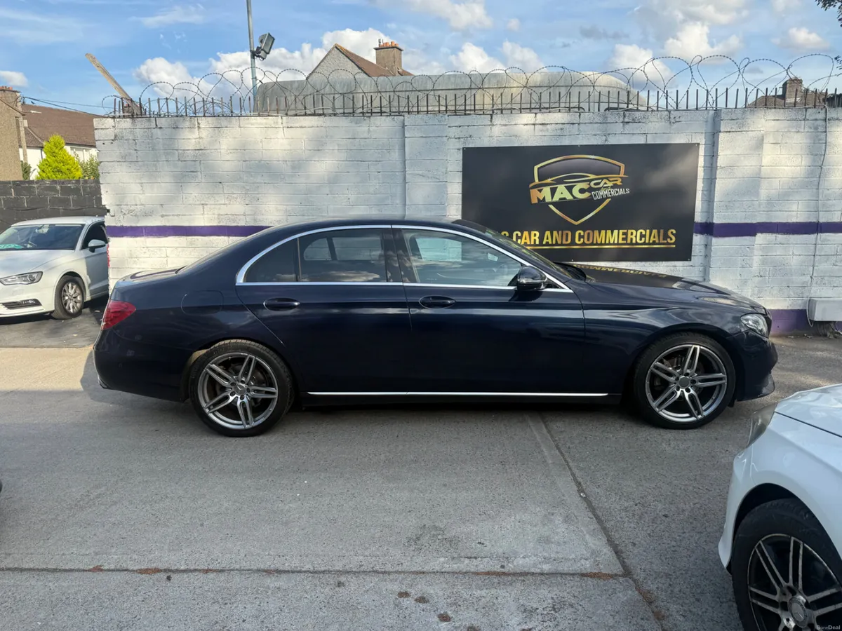 Mercedes-Benz E-Class 2016 - Image 4