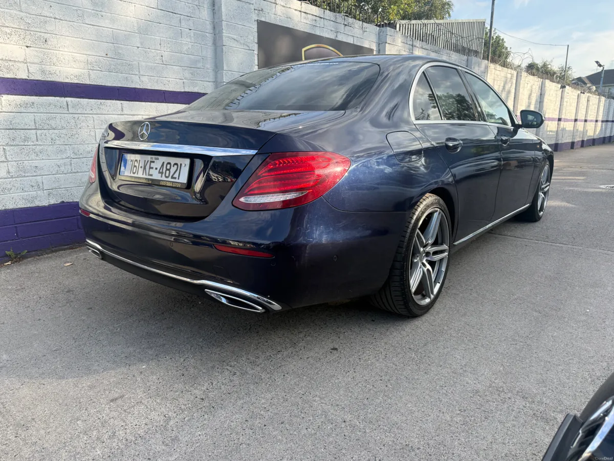 Mercedes-Benz E-Class 2016 - Image 5