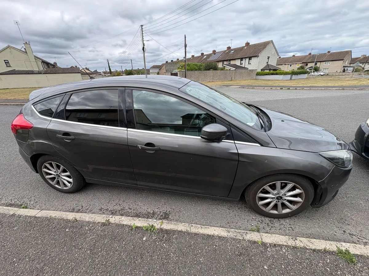 Car - Image 2