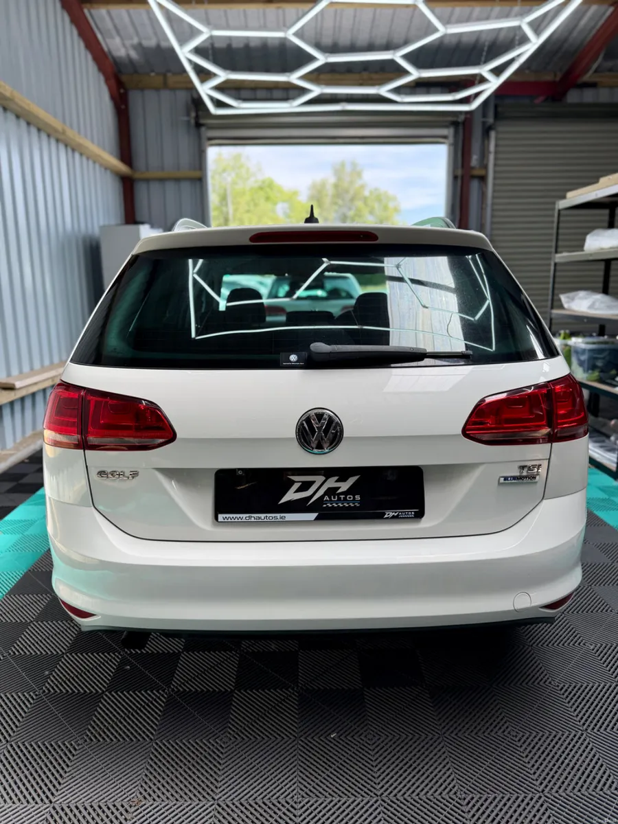 2015 VW Golf 1.2 Petrol Estate - Image 4