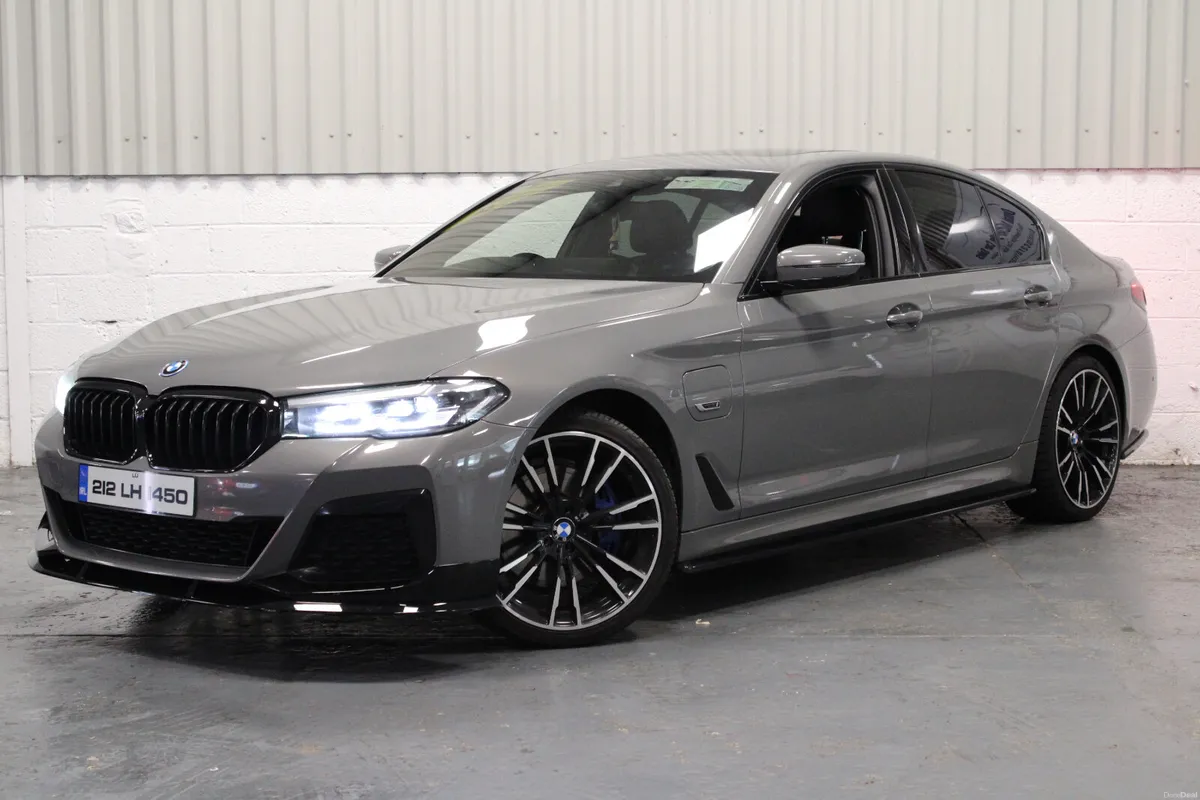 BMW 5-Series 2021 - Image 1