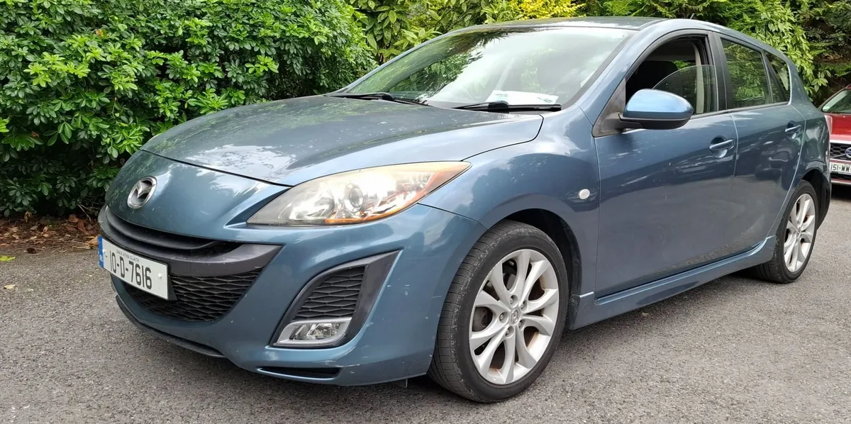 10 Mazda3  SPORT ,1  OWNER ,  LOW KMS - Image 5