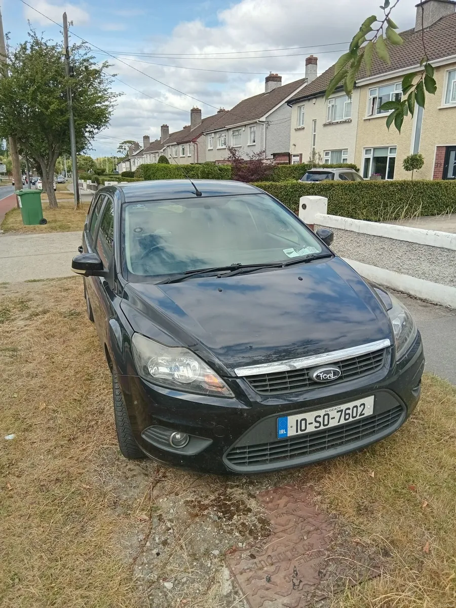 Ford Focus 2010 - Image 1