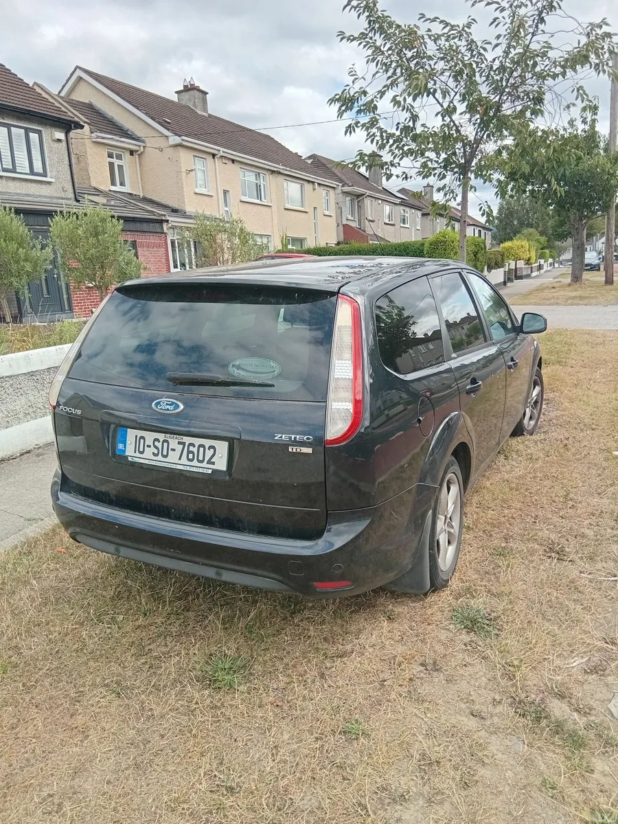 Ford Focus 2010 - Image 3
