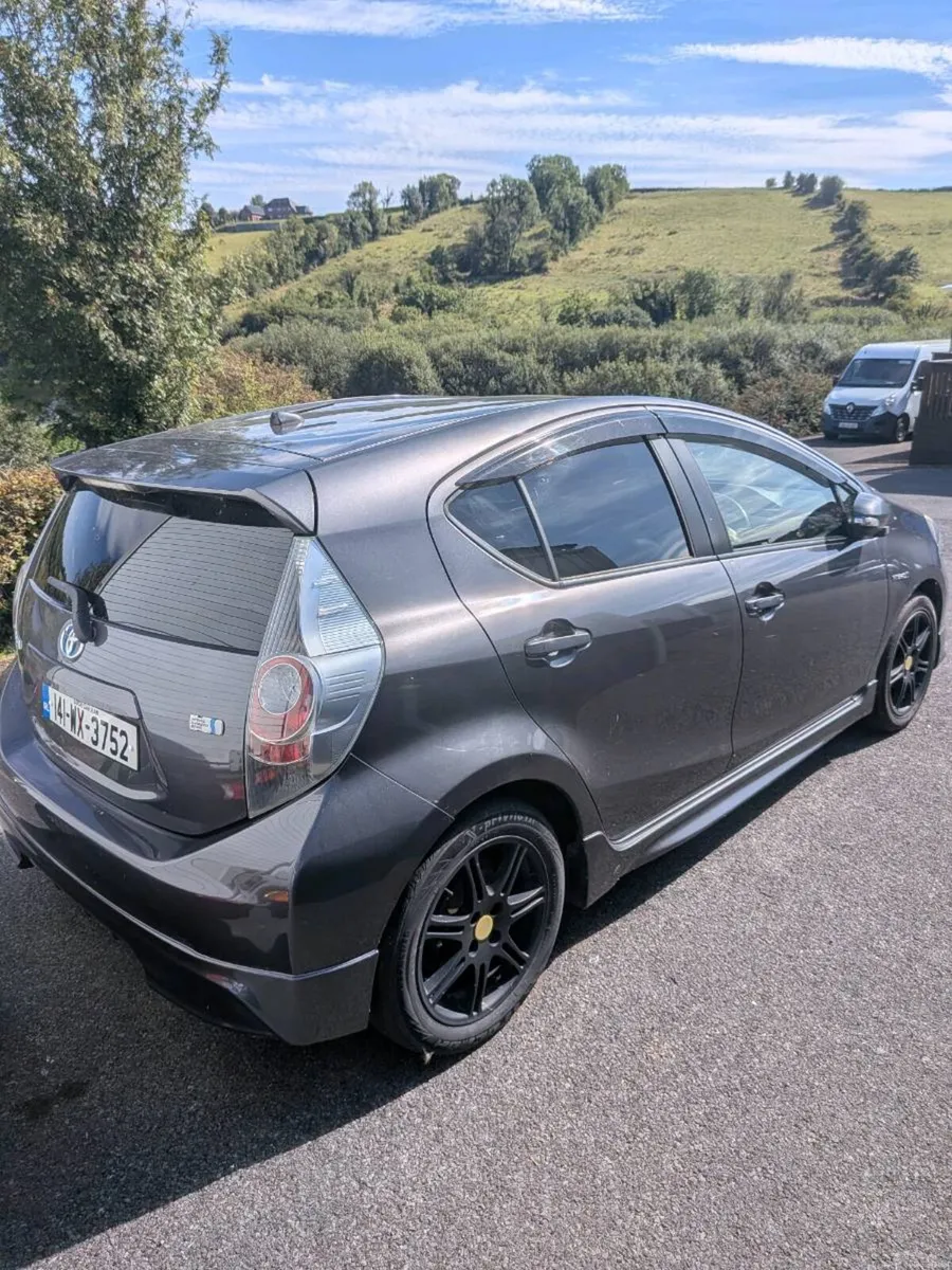 2014 Toyota Aqua 1.5 Hybrid Automatic - High Spec - Image 3