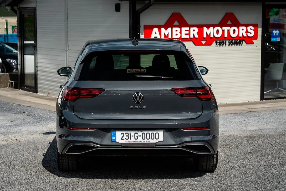 2023 VW GOLF 2.0 L TURBO DIESEL AUTO - Image 5