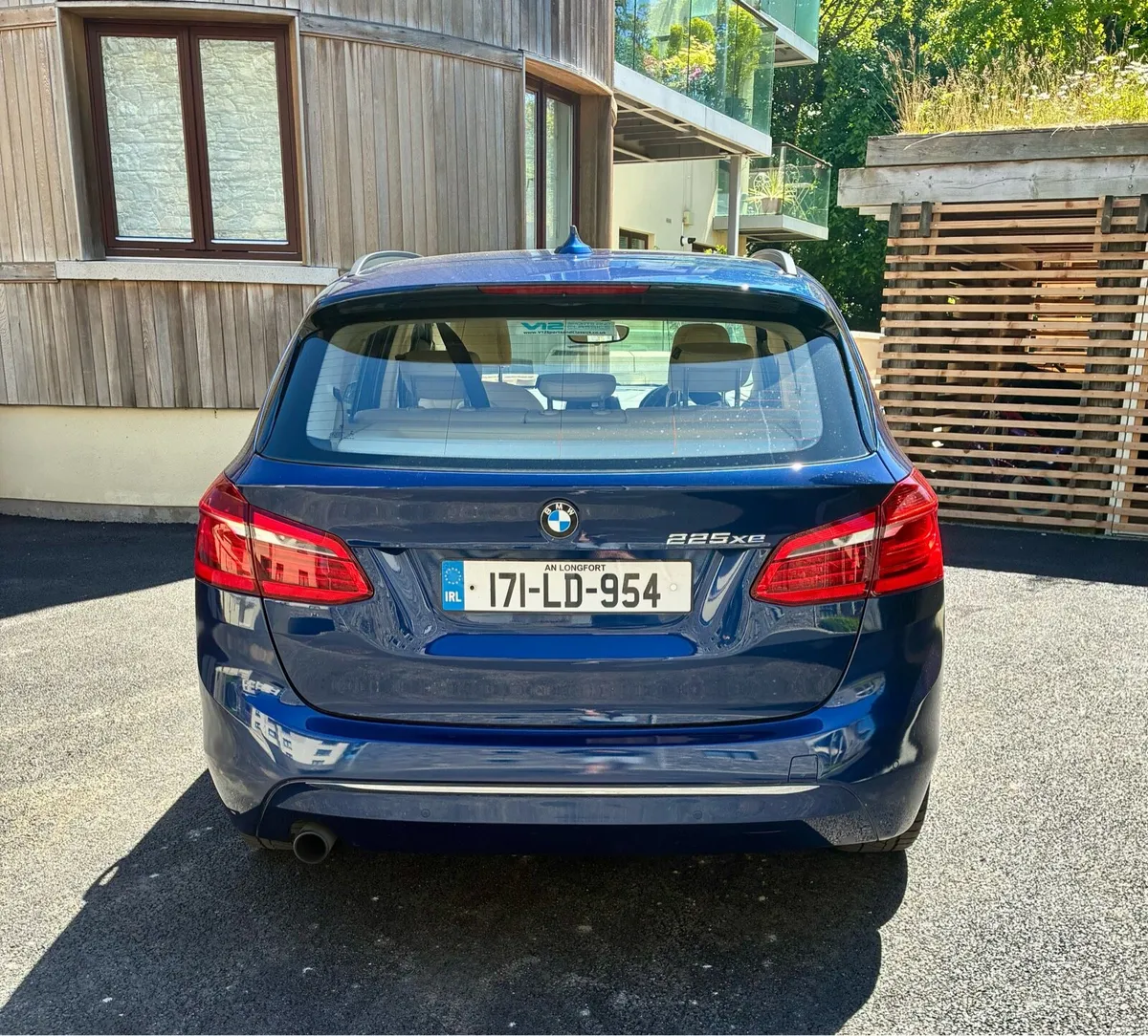 BMW 225XE Hybrid Luxury Trim - Image 3