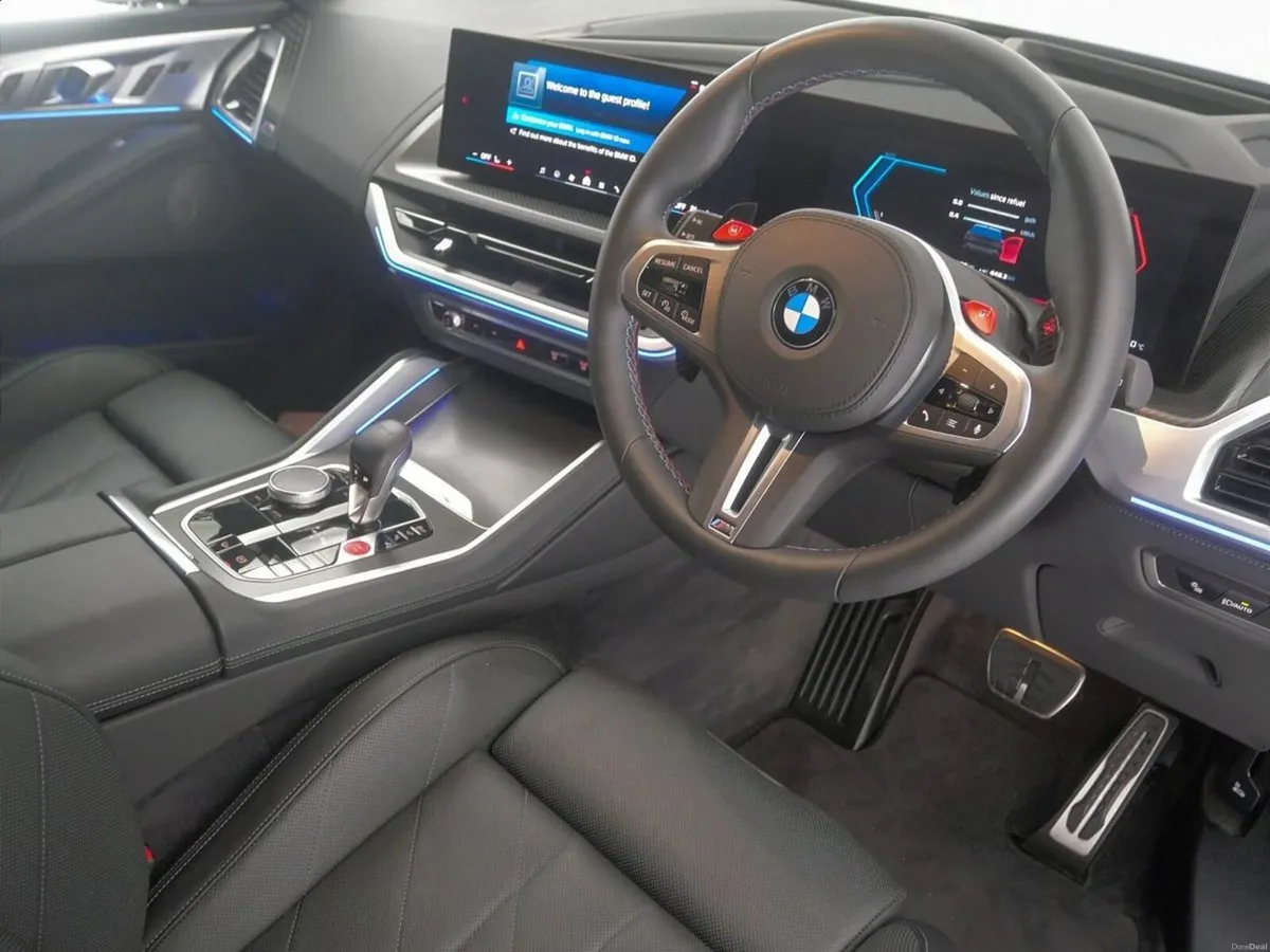 BMW XM 50e - Image 6