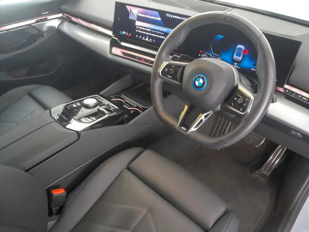 BMW 5-Series 530e M Sport Saloon - Image 6