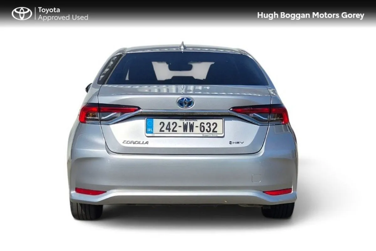 Toyota Corolla LUNA SPORT 4DR A - Image 4