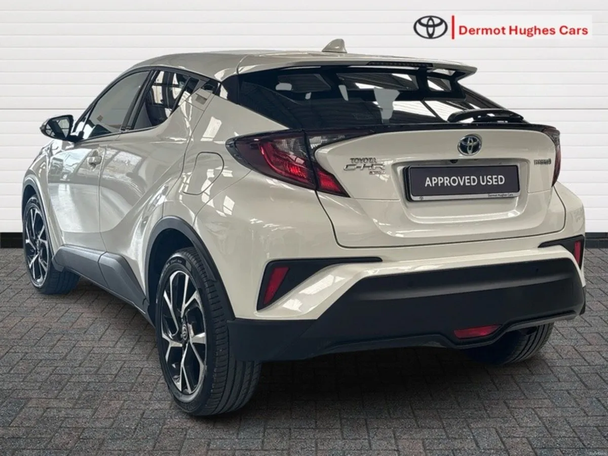 Toyota C-HR 1.8 HYBRID SPORTMONO 4DR SPORT AUTO - Image 2