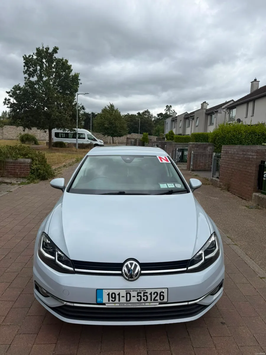 191 Folks Volkswagon Golf 1.2 petrol automatic - Image 1
