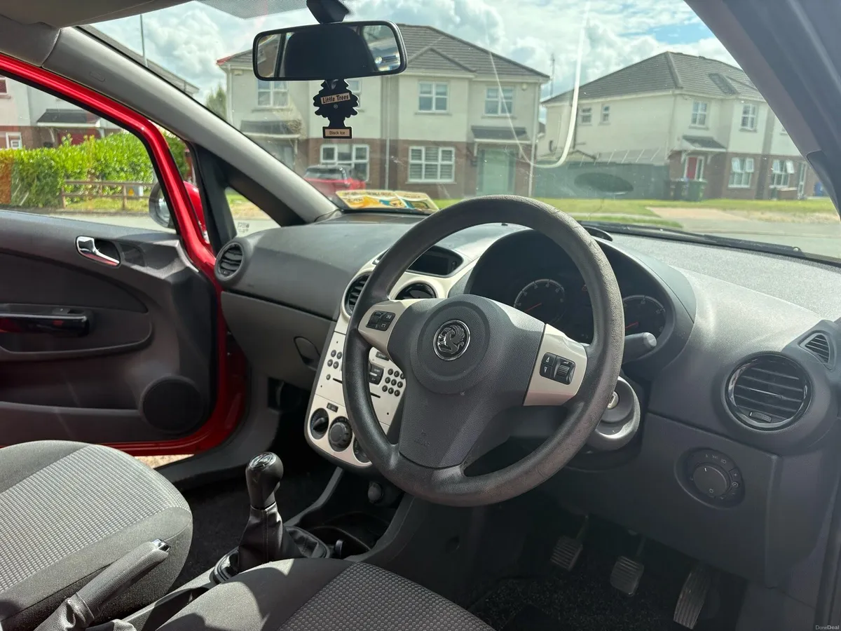 Vauxhall Corsa - Image 4