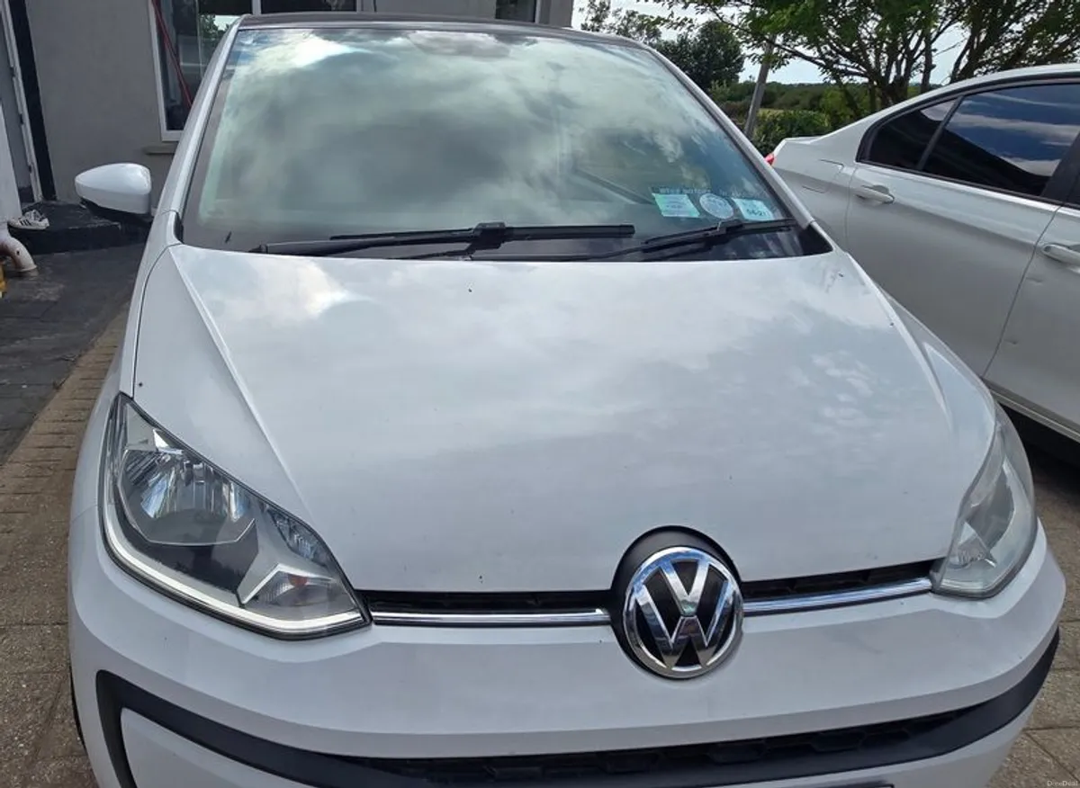 2017 Volkswagen Up! - Image 6
