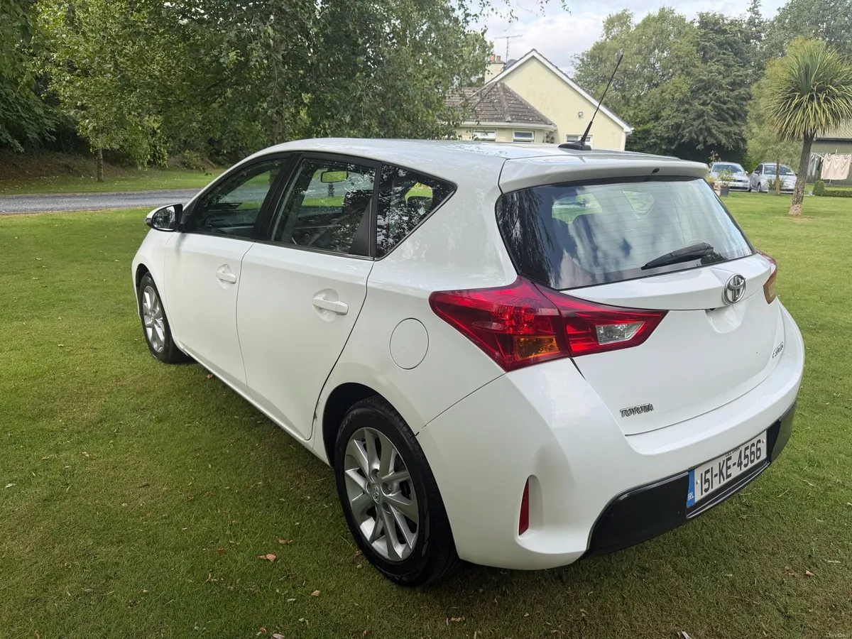 15 Toyota Auris 1.4 D4D Icon Nct 05/27 - Image 6