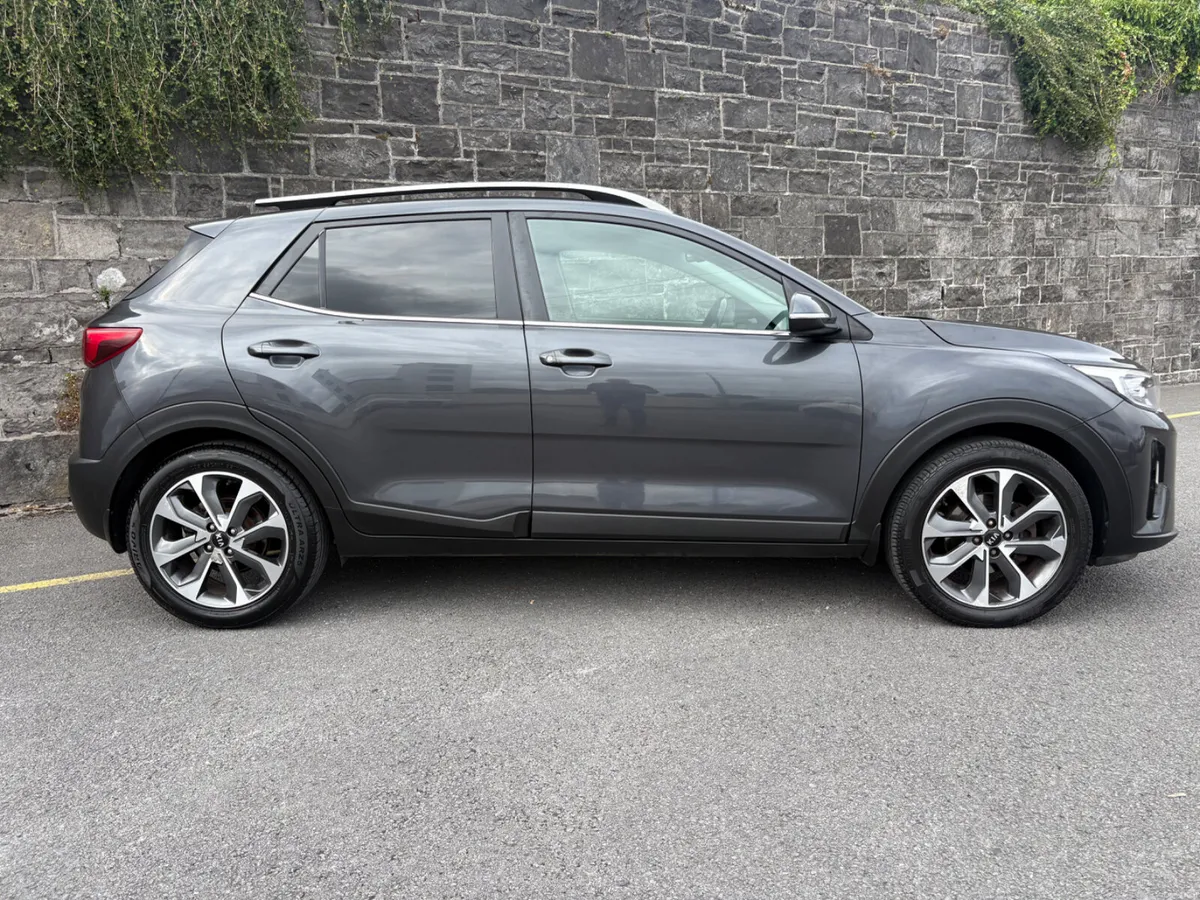 191 Kia Stonic 1 yr warranty👍trade ins👍finance👍 - Image 5