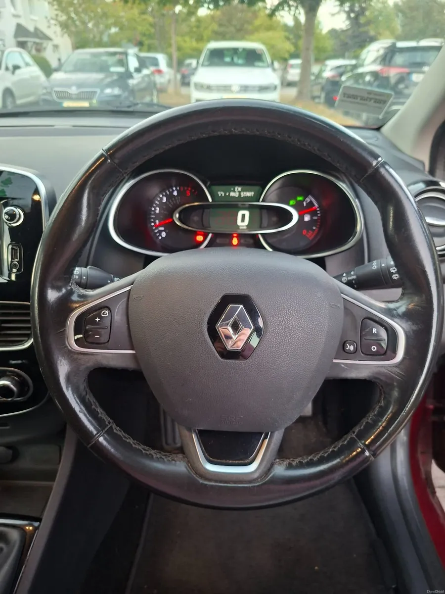 Renault Clio 2017 - Image 2