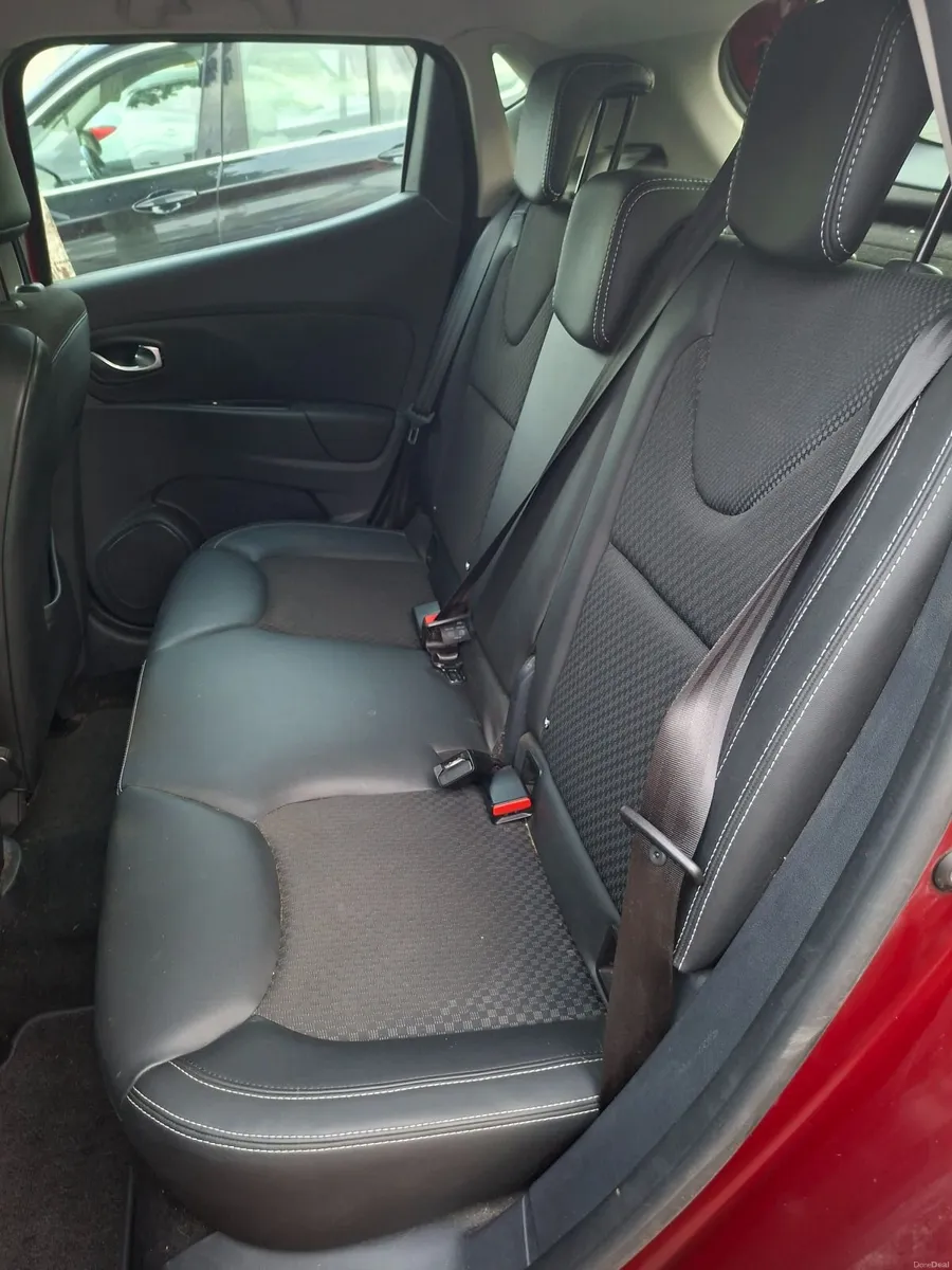 Renault Clio 2017 - Image 6