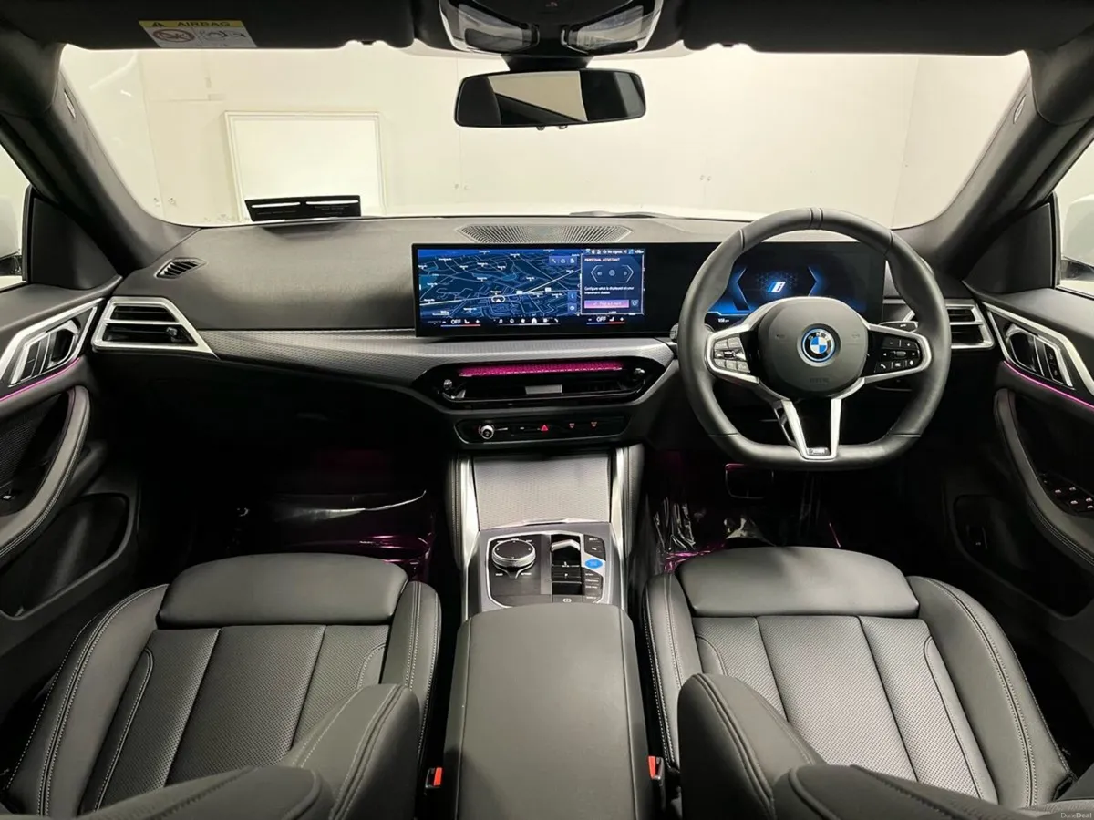 BMW i4 M-Sport Edrive35 286BHP - Reversing Camera - Image 2