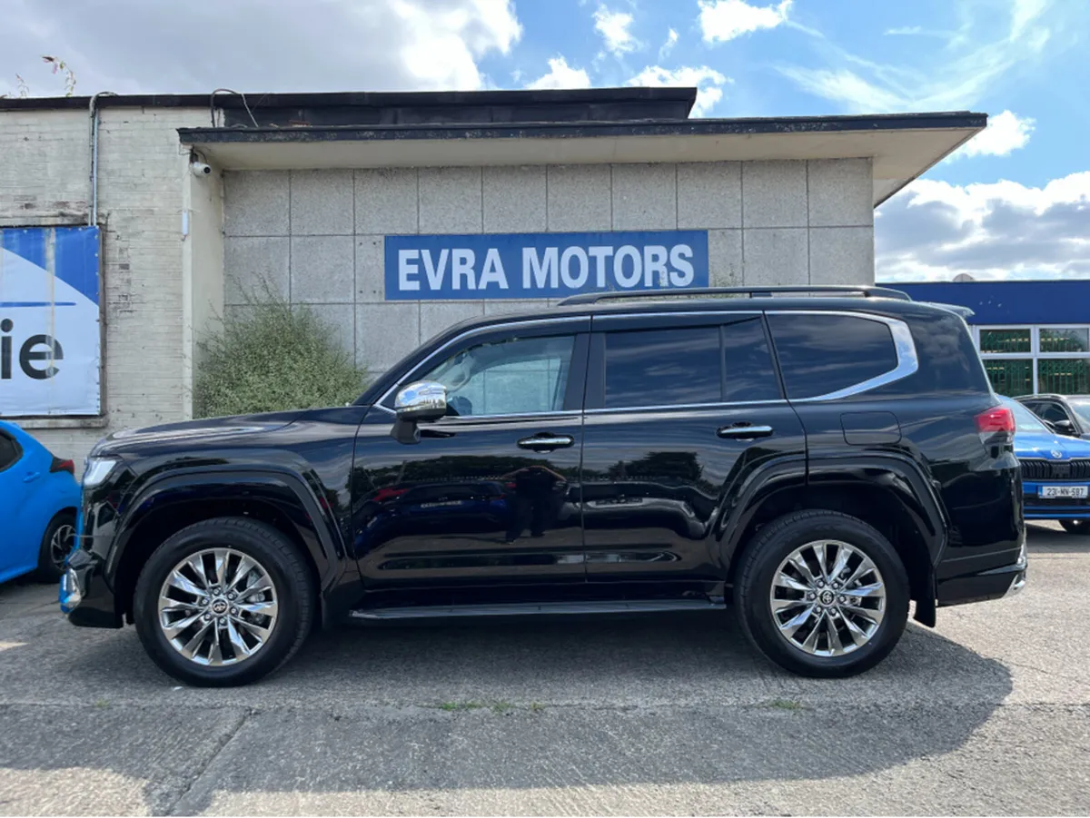 Toyota Land Cruiser AMAZON 3.3 DIESEL AUTOMATIC // - Image 6