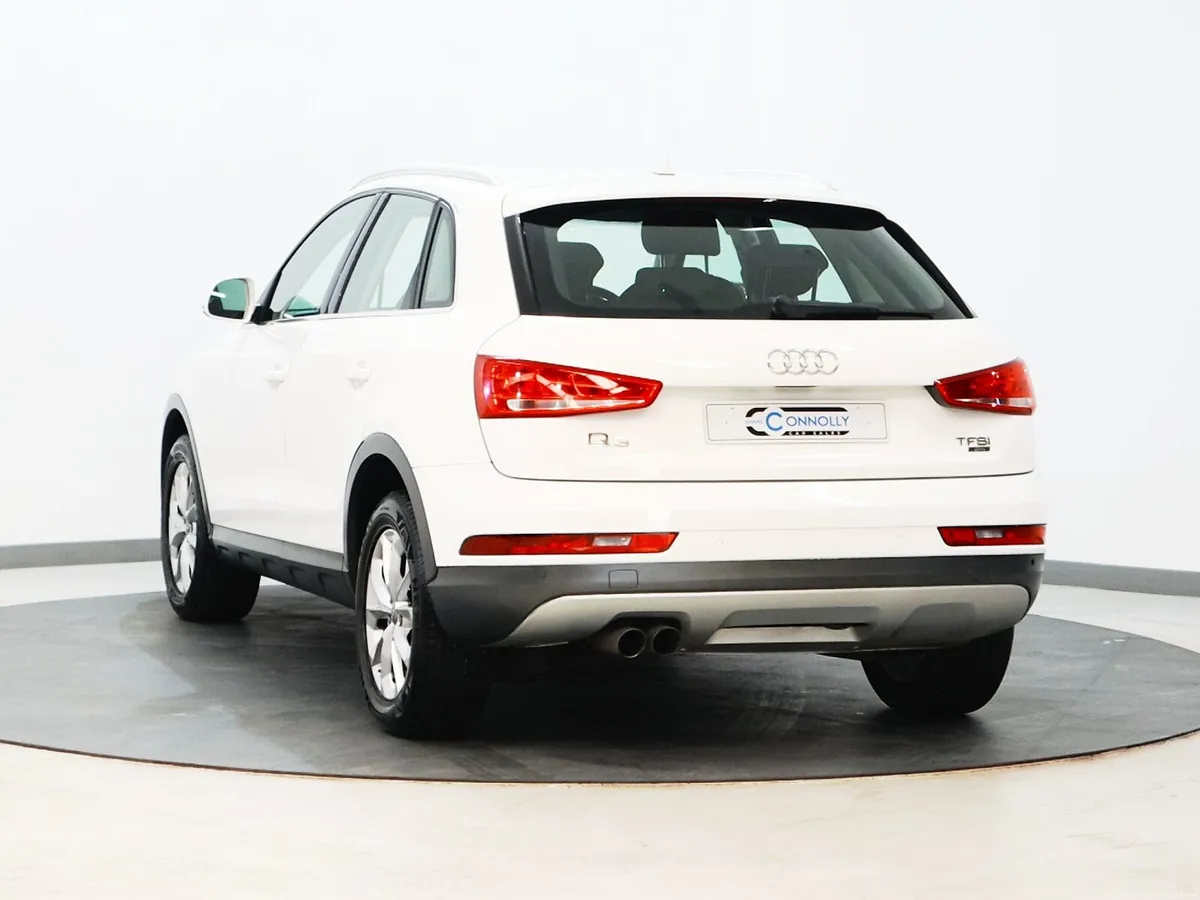 Audi Q3 2018 - Image 6