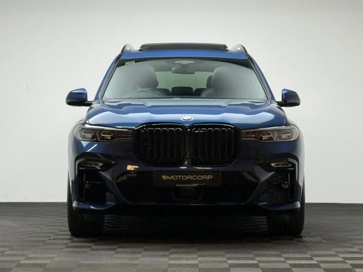 BMW X7 40D M SPORT PRO *HUGE SPEC* - Image 2