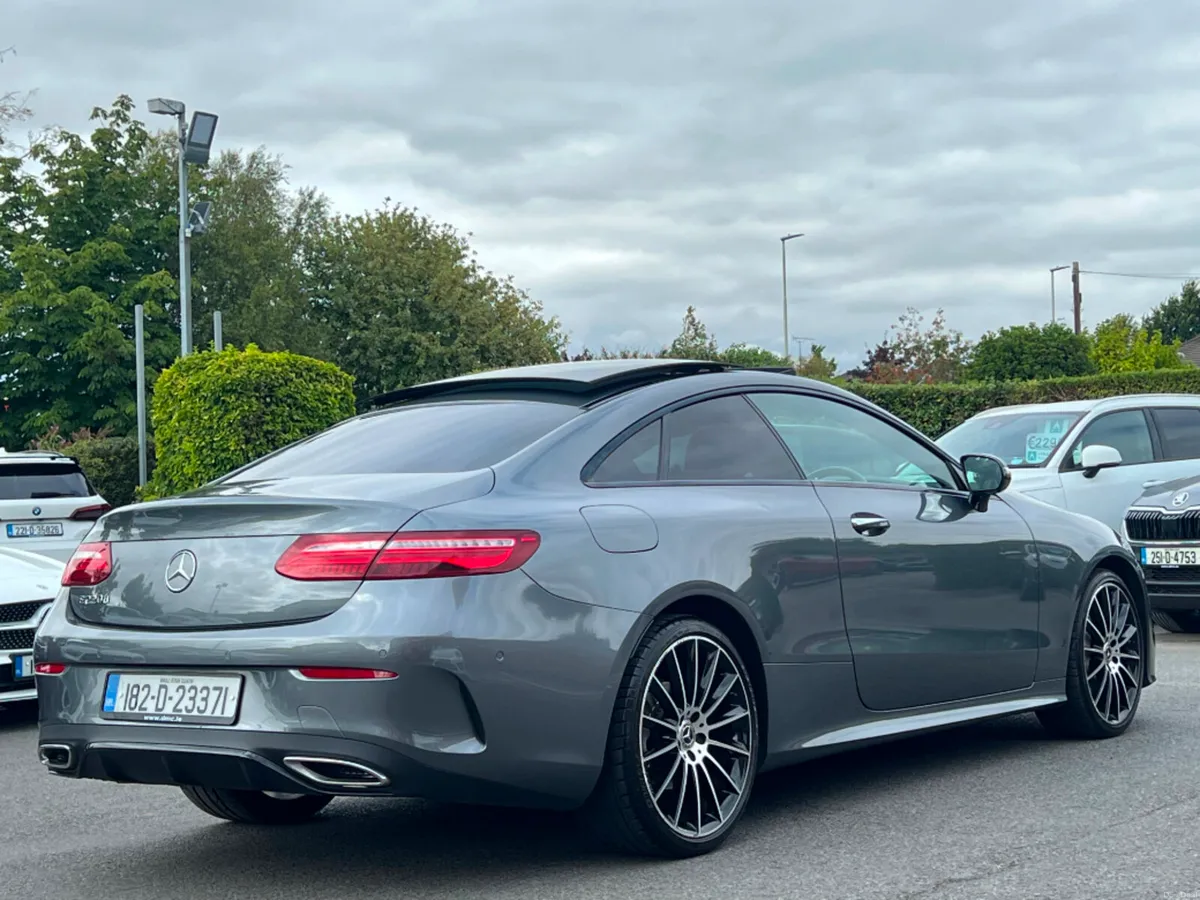 Mercedes-Benz E-Class E220D AMG PREMIUM NIGHT ED * - Image 5