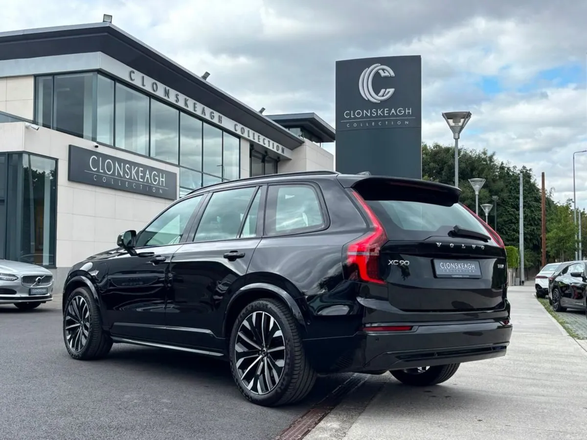 Volvo XC90 T8 PLUS AWD - Image 5