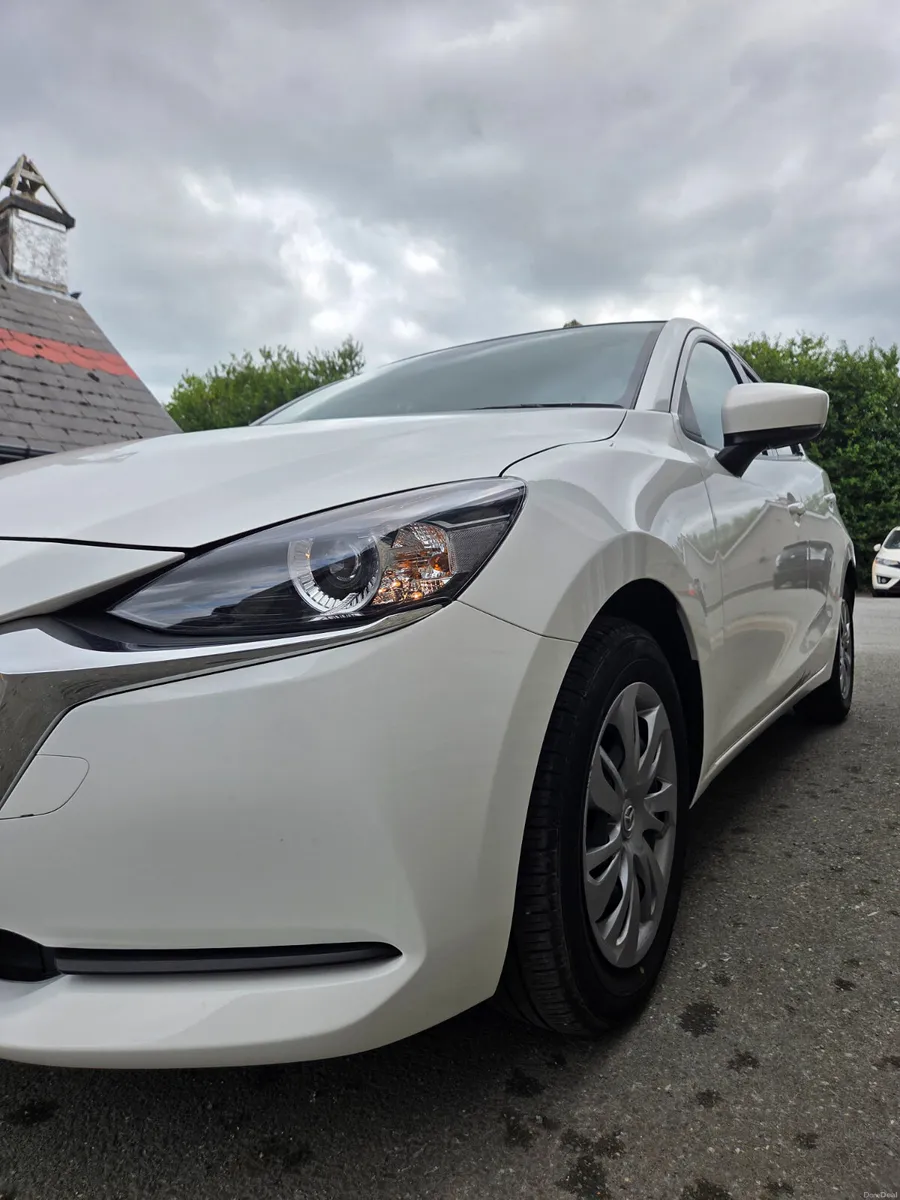 2023 Mazda 2 / automatic SKYACTIVE G - Image 4