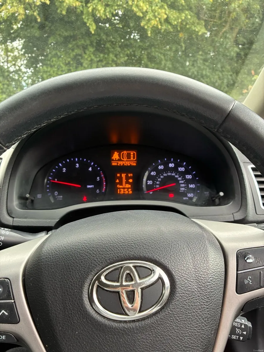 Toyota Avensis - Image 6