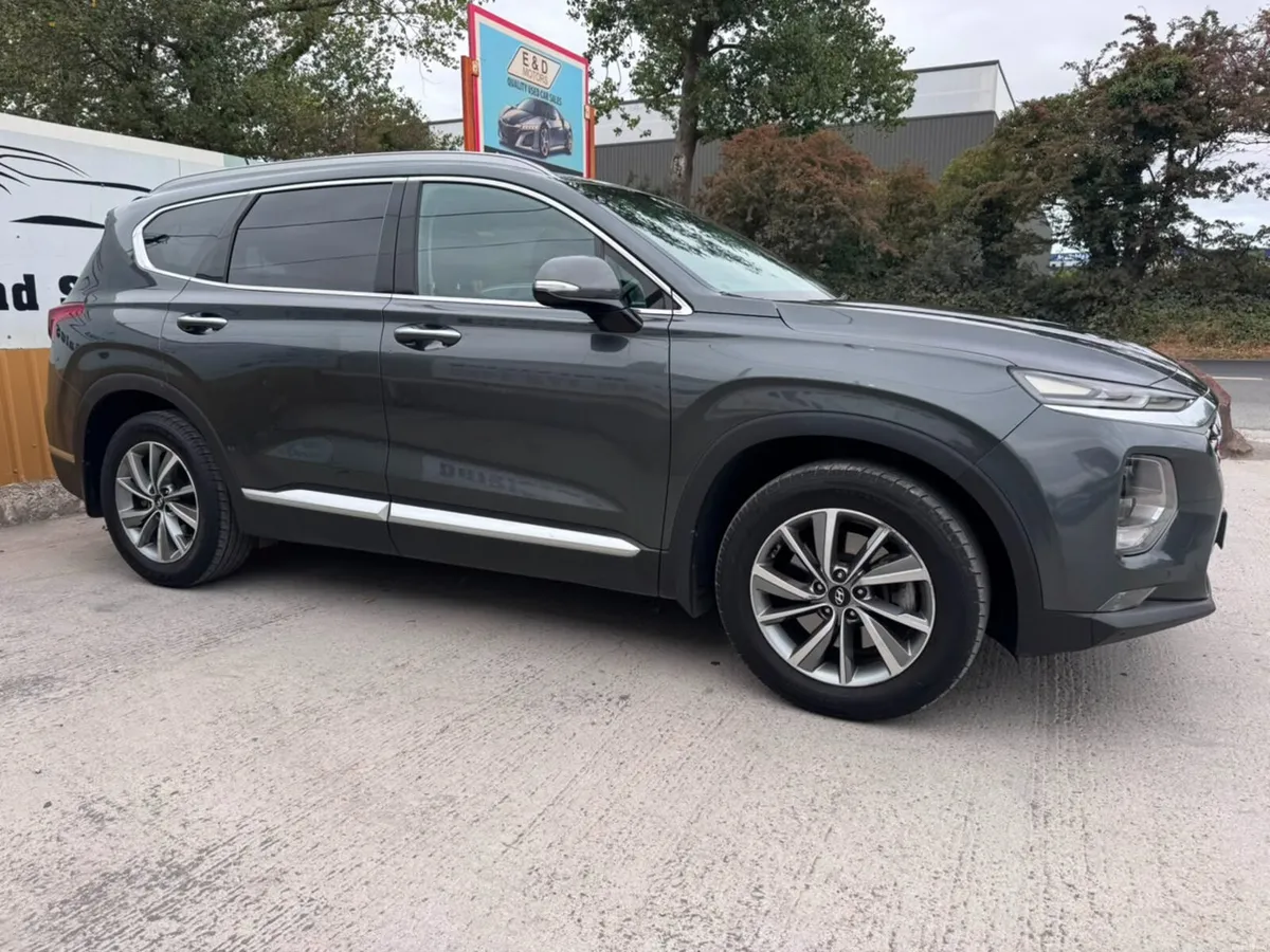 191 Hyundai Santa Fe 2.2 CRDi 4WD Executive Plus A - Image 4