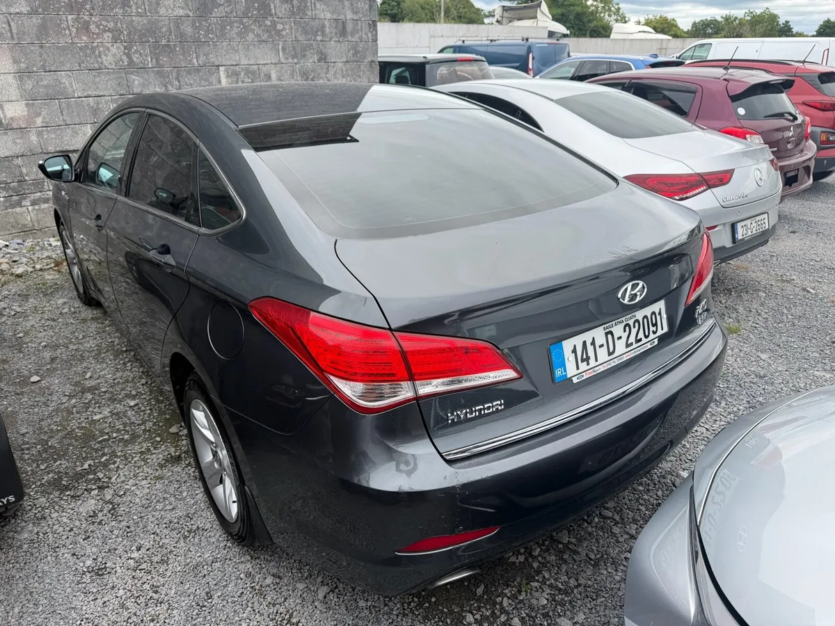 2014 HYUNDAI I40 NCT 2-27 MINT - Image 3