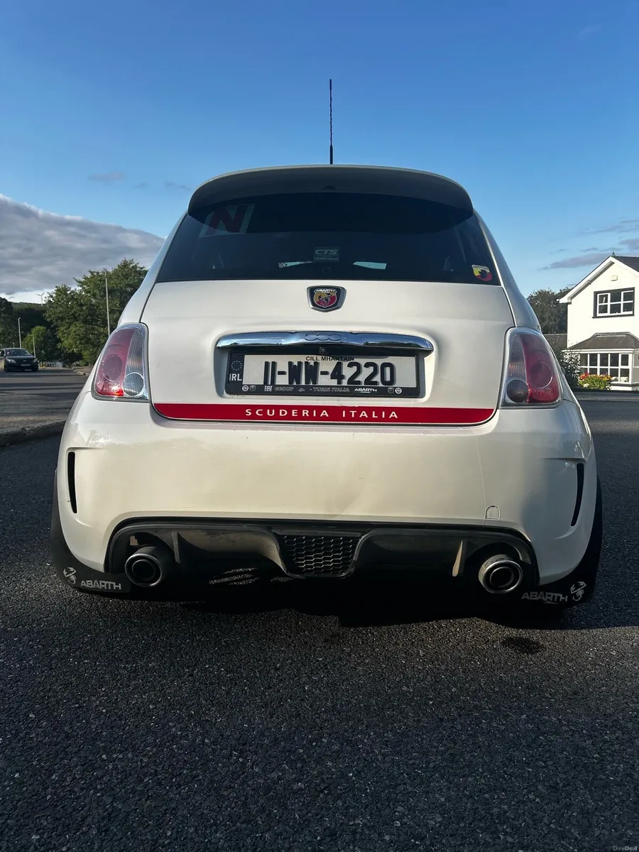 2011 Abarth 500 - Image 4
